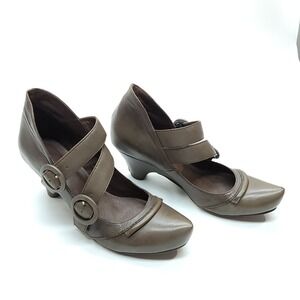 Chocolate Shoes Women Size 39 Brown Mary Jane 2" Heel Leather Made in Portugal